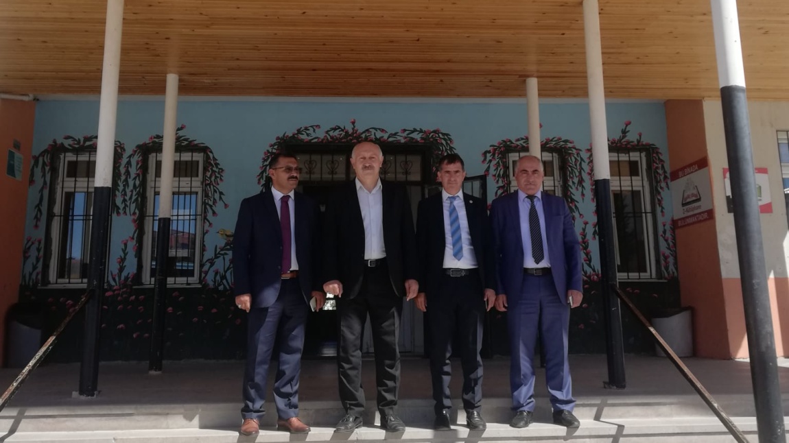 Bayburt Milletvekili Orhan ATEŞ'in Okul Ziyareti